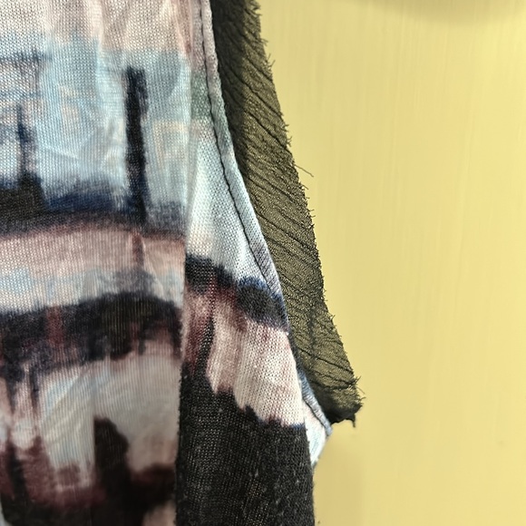 Simply Vera tank top - Picture 4 of 4